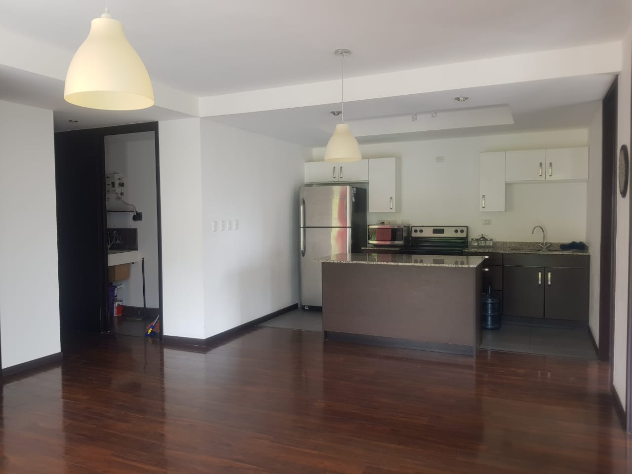 Apartamento Edificio Caledonia Zona 16